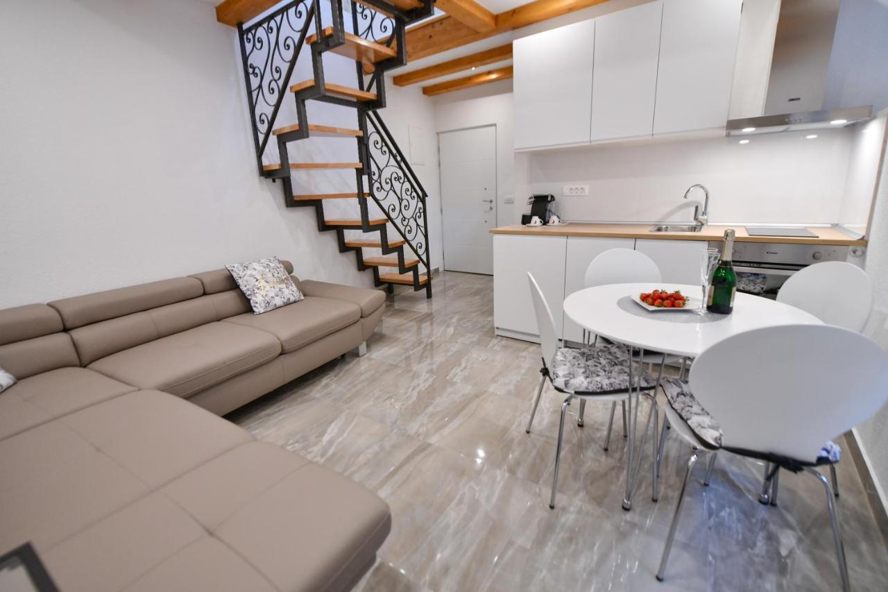 Apartment Lavanda - Suite Sinj Eksteriør billede
